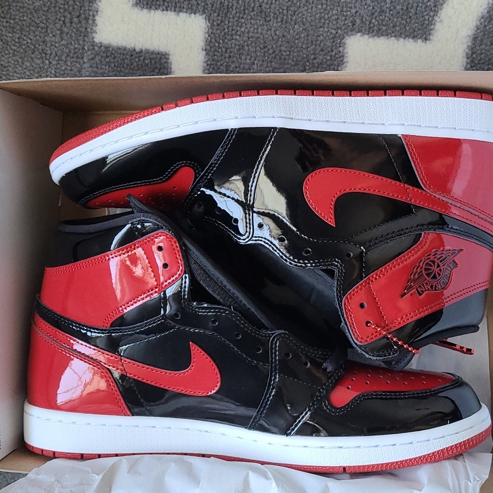 Air Jordan 1 black *new*